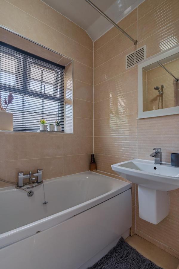 Homebird - Carter Knowle House #2 Holiday home